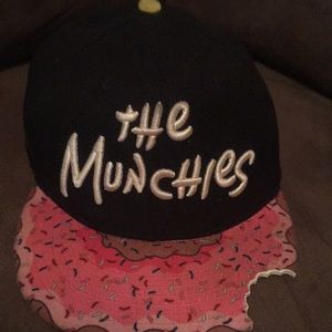 Munchies Fitted